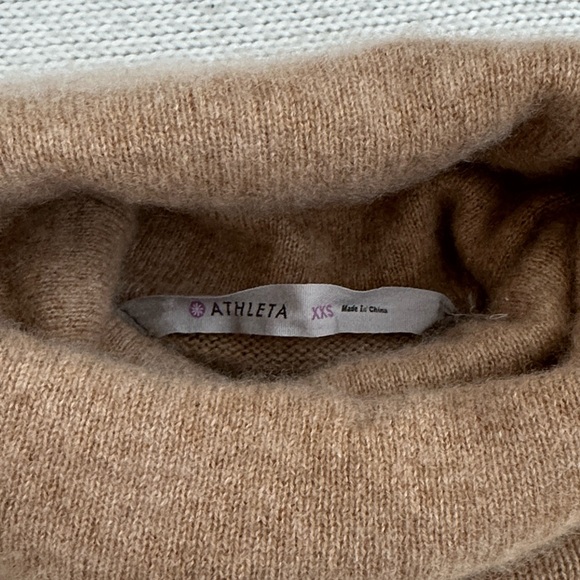 Athleta 100% Cashmere Turtleneck Sweater Cream/Brown Size XXS - Picture 2 of 7